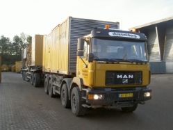 MAN-F2000-27403-Dusseldorp-Vreeman-010106-03