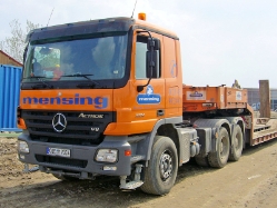 MB-Actros-MP2-3354-Mensing-Voss-260408-02