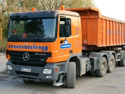 MB-Actros-MP2-3354-Mensing-Voss-260408-18