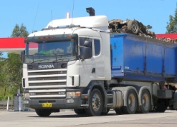 Scania-R124-470-Weiss-Voigt-210106-01-AUS