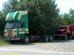 Scania-112-H-Topsleeper-gruen-beige-(B)