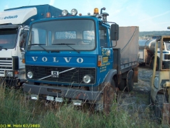 Volvo-F6-blau-(B)