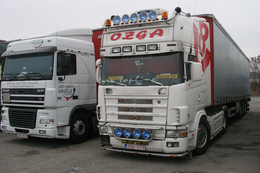 BE-Scania-164-L-480-Ozga-Holz-150810-01.jpg - Frank Holz