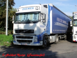 BE-Volvo-FH-Daemen-Koster-121210-01