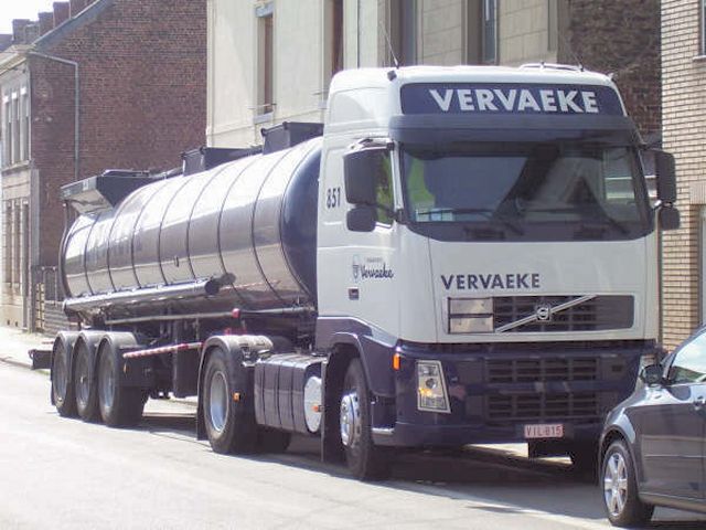 Volvo-FH-400-Verwawke-AThomas-210706-05-B.jpg - A. Thomas