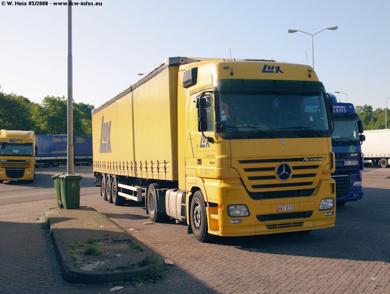 BE-MB-Actros-MP2-1841-Lux-090508-01.jpg