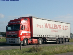 BE-Volvo-FH12-Willems-130808-01