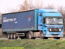 MB-Actros-MP2-1844-Dehottay-021206-01-B