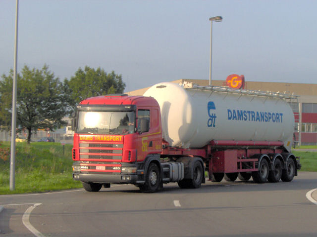 Scania-124-G-420-Damstrans-Rouwet-270906-01-B.jpg