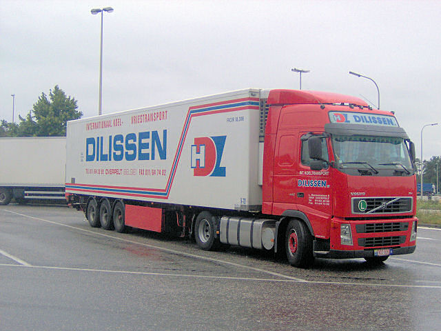 Volvo-FH-440-Dilissen-Rouwet-110806-01-B.jpg