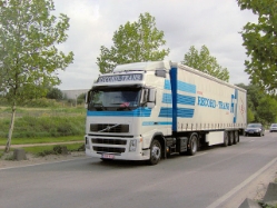 Volvo-FH12-Record-Trans-Rouwet-300906-01-B