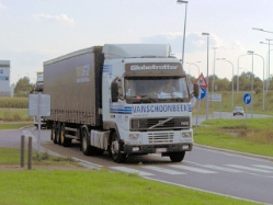 Volvo-FH12-Schoonbeek-Rouwet-270906-01-B