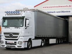MB-Actros-MP2-1861-weiss-Reck-140507-02-B
