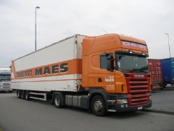 BE-Scania-R-420-Maes-Holz-030608-01
