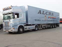 Scania-4er-Alcra-Holz-310807-01-BE