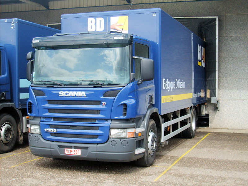 BE-Scania-P-230-blau-Rouwet-130508-03.jpg