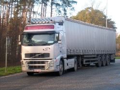 Volvo-FH12-Rouwet-310108-01-BE