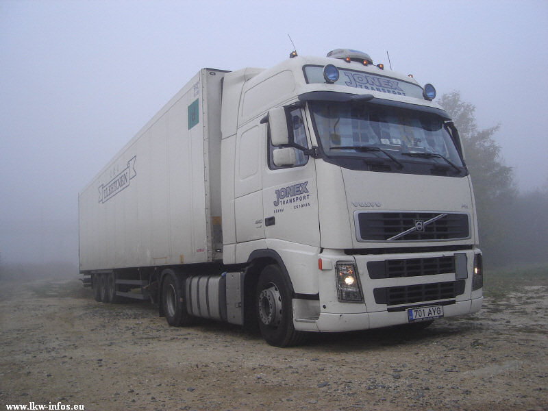 EST-Volvo-FH-440-Jonex-Halasz-121008-02.jpg - Tamas Halasz