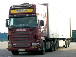 FIN-Scania-R-580-rot-Stober-250208-01
