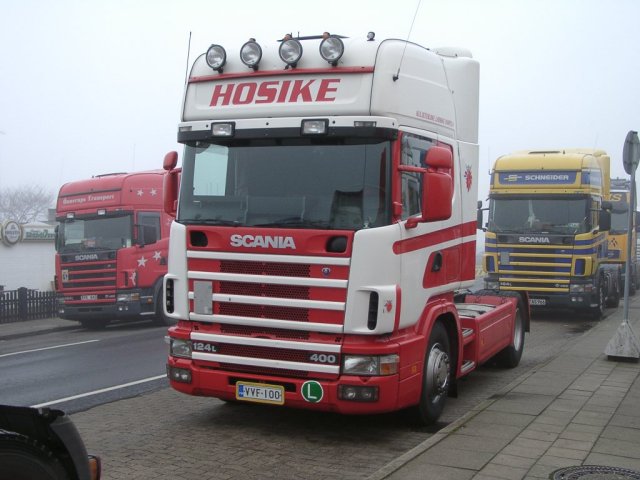 Scania-124-L-400-SZM-Hosike-(FIN)-(Willann).jpg