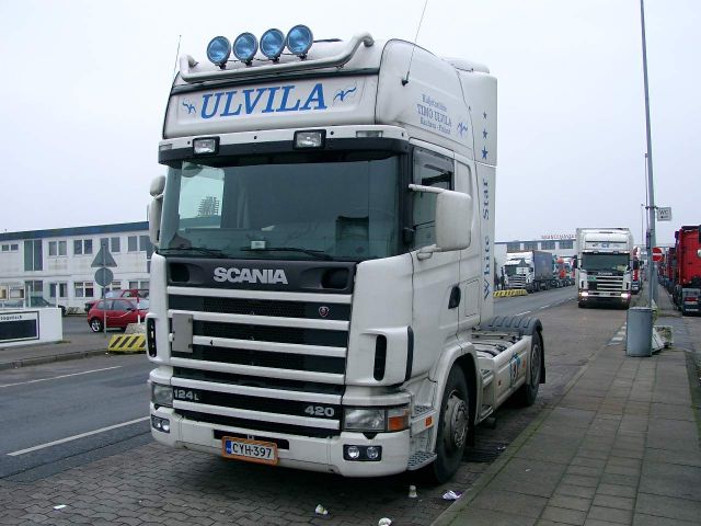 Scania-124-L-420-Ulvila-Willann-131204-1-FIN.jpg