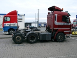 Scania-143-M-420-SZM-rot-(Willann)-2-FIN