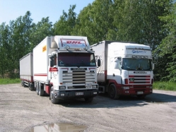 Scania-113-M-400-DHl-Posern-280804-1-FIN