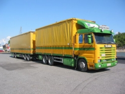 Scania-143-M-450-gelb-Posern-280804-1-S