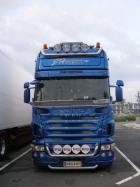 FIN-Scania-R-blau-Holz-020709-03
