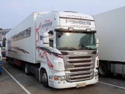 Scania-R-420-Thermoline-Holz-310807-01-FIN