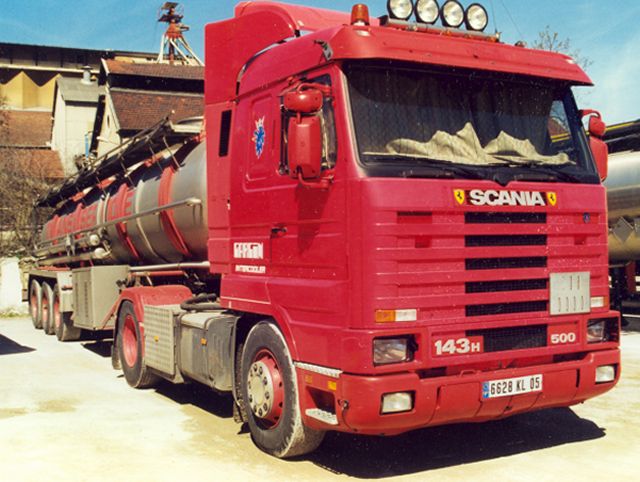 Scania-143-H-500-rot-Thiele-050305-01-F.jpg - Jörg Thiele