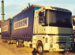 Renault-Magnum-Oberson-Thiele-050305-01-F