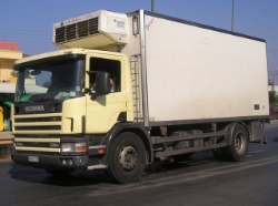 Scania-94-D-260-AWolters-080106-01-GR