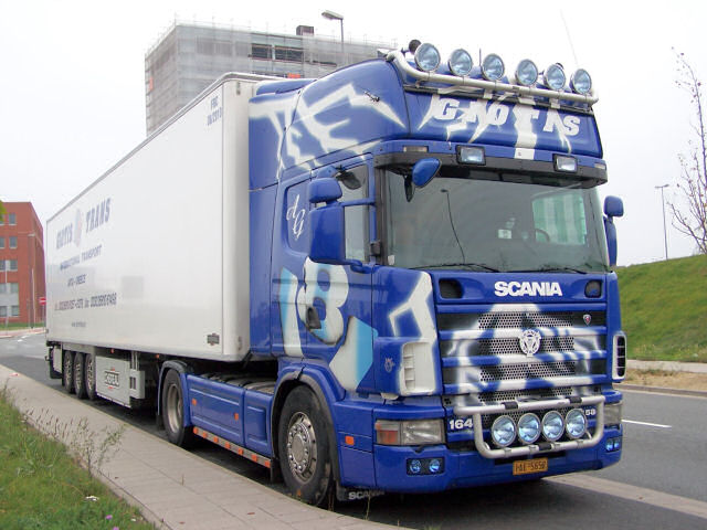 Scania-164-L-580-Giotis-Iden-101106-02-GR.jpg - Daniel Iden