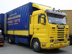 Scania-143-M-420-gelb-Reck-051106-01-GR