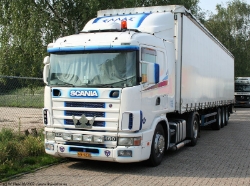 Scania-144-L-460-weiss-040607-01-GR