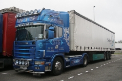 GB-Scania-164-STS-Holz-100810-01