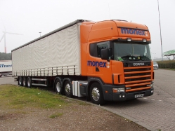 Scania-124-L-470-Monex-Holz-310807-01-GB