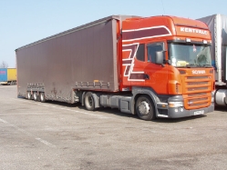 Scania-R-420-Kentvale-Holz-080607-01-GB