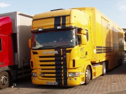 Scania-R-420-gelb-Holz-080607-01-GB
