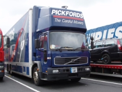 Volvo-FL-Pickfords-Holz-180505-01-GB