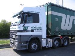 MB-Actros-MP2-2546-Woodside-Fitjer-050507-02-GB