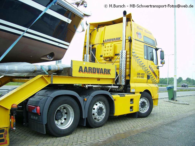 ERF-TGA-Aardvark-Y2AAR-Bursch-100507-03.jpg - Manfred Bursch