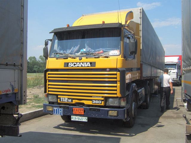 Scania-112-M-360-gelb-Fustinoni-310706-03-IR.jpg