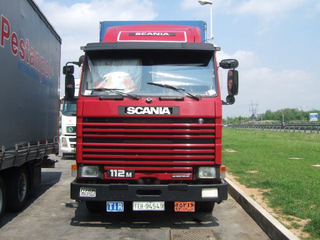 Scania-112-M-rot-Fustinoni-180506-01-IR.jpg