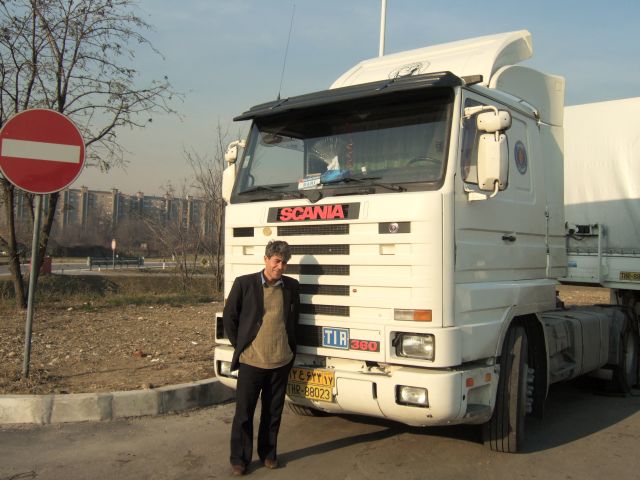 Scania-113-M-360-weiss-Fustinoni-231205-02-IR.jpg