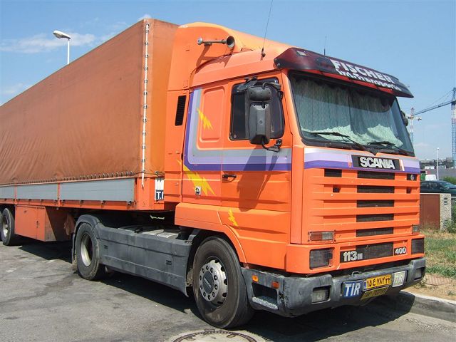 Scania-113-M-400-orange-Fustinoni-310706-03-IR.jpg