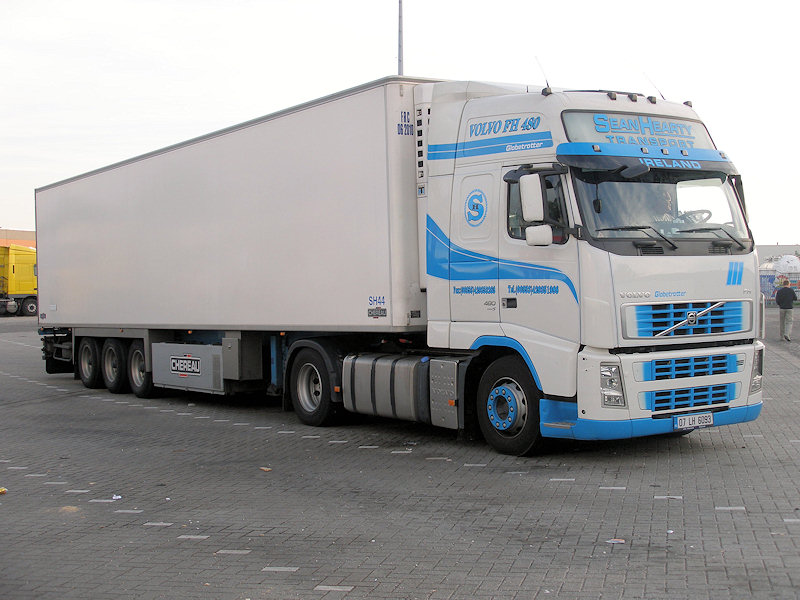 IRL-Volvo-FH-480-weiss-Holz-040608-01.jpg - Frank Holz