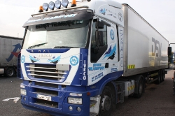 IRL-Iveco-Stralis-AS-440-S-48-Henry-Fitjer-221209-01