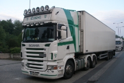 IRl-Scania-R-480-weiss-Holz-120810-01